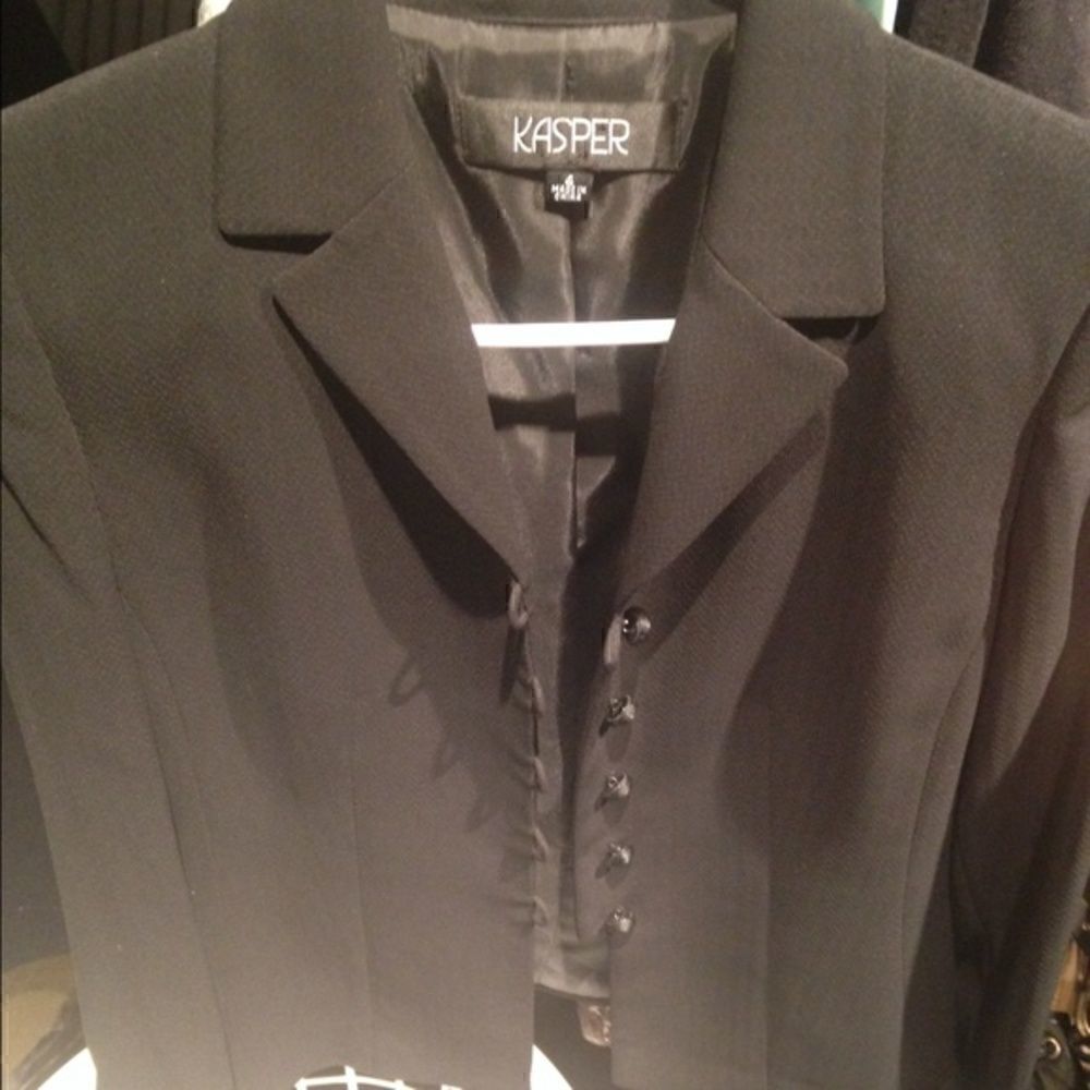 Kasper black dress suiting blazer sz 4